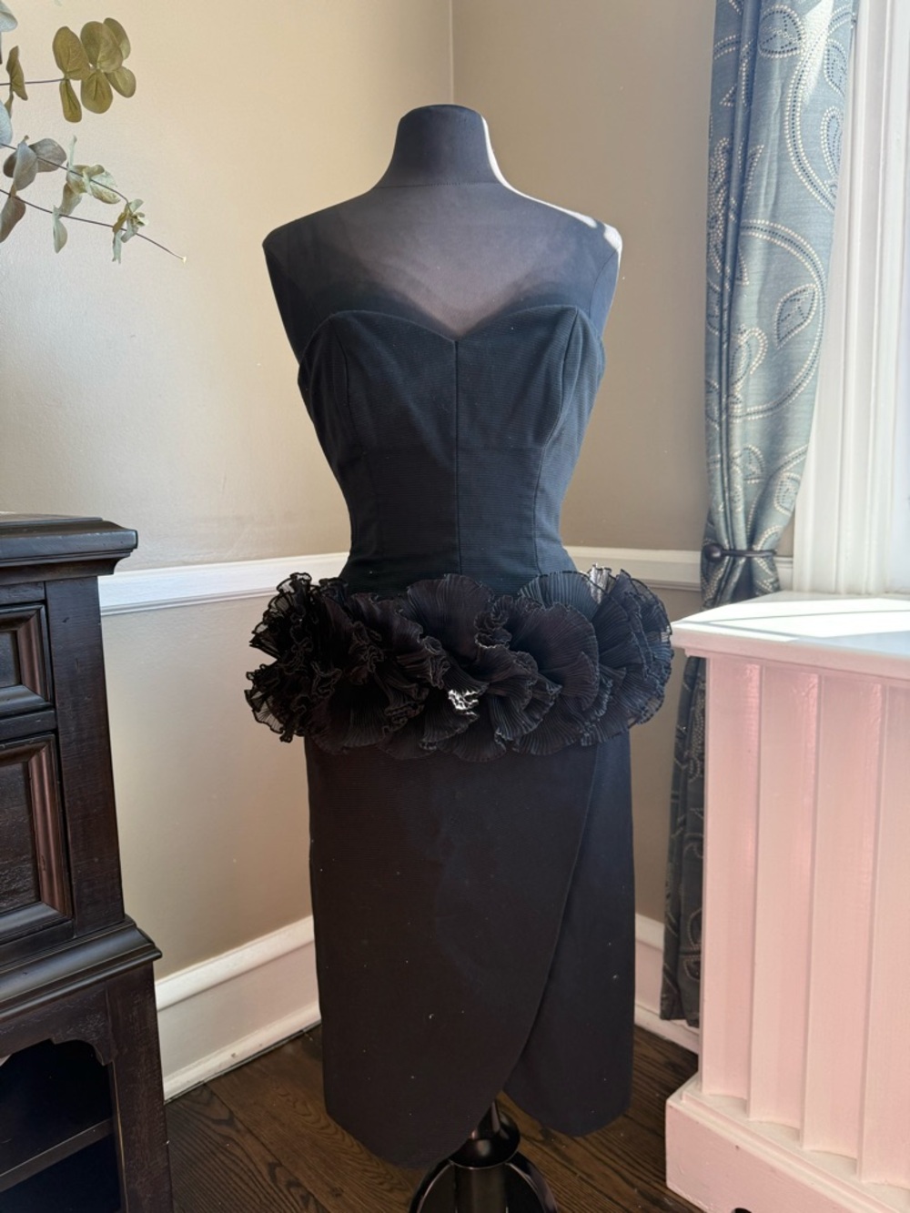 Victor Costa Black Strapless Peplum Cocktail Dress